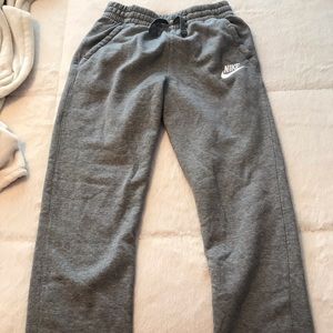 Boys NIKE Sweatpants